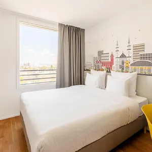 Hotel B&B Hotel Basel, Basilej
